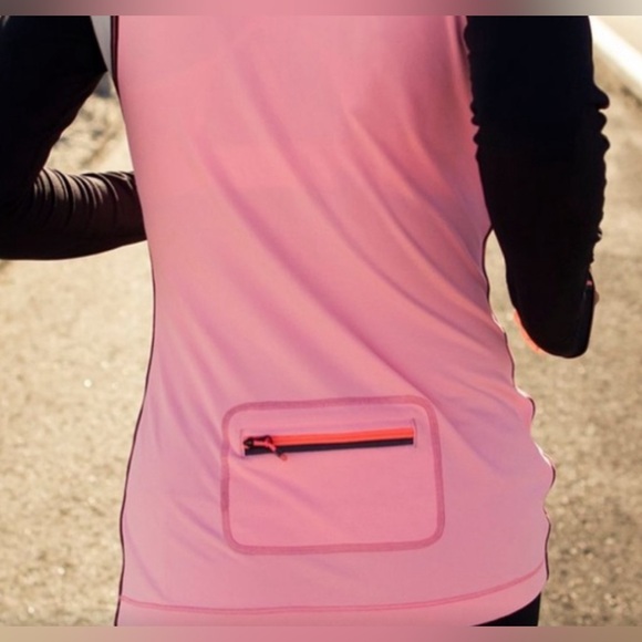 Lululemon Run: Layer Me long sleeve shirt, size 4 - Picture 4 of 5